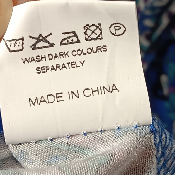 Tencole EUC Women's Vibrant Tunic, XL, Blue Green and Raspberry Peacock Pattern - Picture 6 of 7